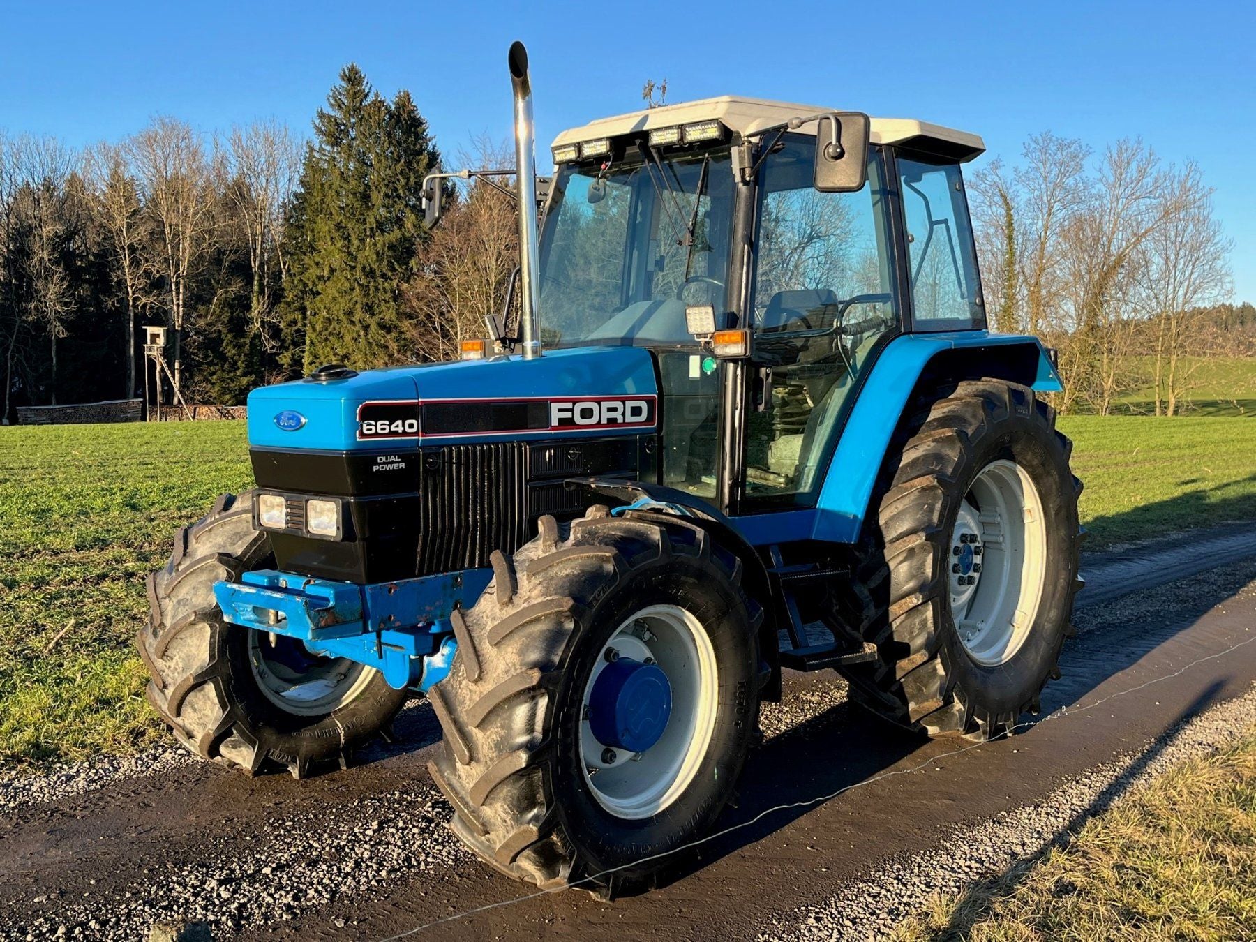 Tracteur Ford 6640 SL